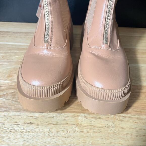 BCBGeneration Montana‎ Tan Ankle Boots Size 6.5 - Picture 5 of 14